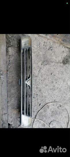 Решетка радиатора Toyota Vista SV30