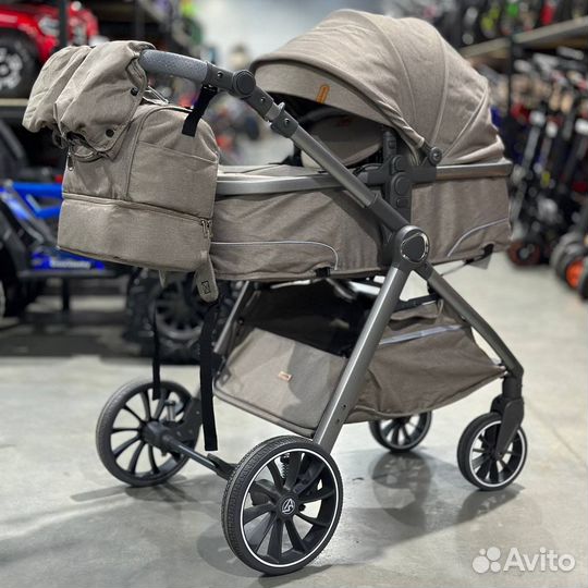 Коляска 2 в 1 (стильная новика )