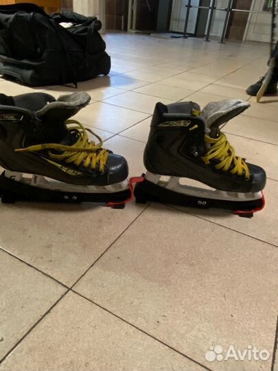 Коньки для хоккея с мячом