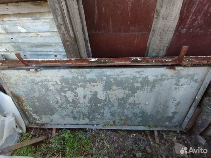 Металлическая дверь бу