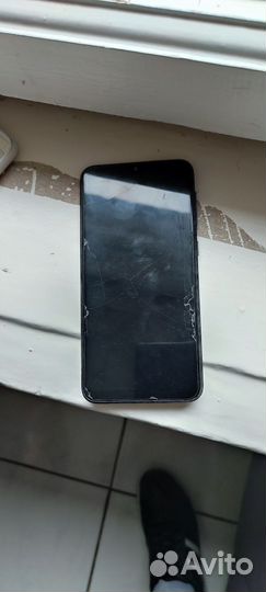 Samsung Galaxy A10, 2/32 ГБ