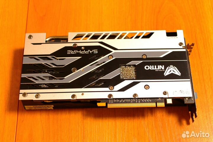 Sapphire Nitro+ RX 580 8 Гб