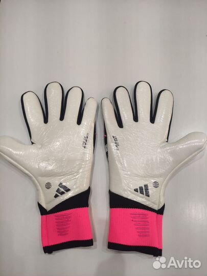 Вратарские перчатки adidas Predator Pro promo