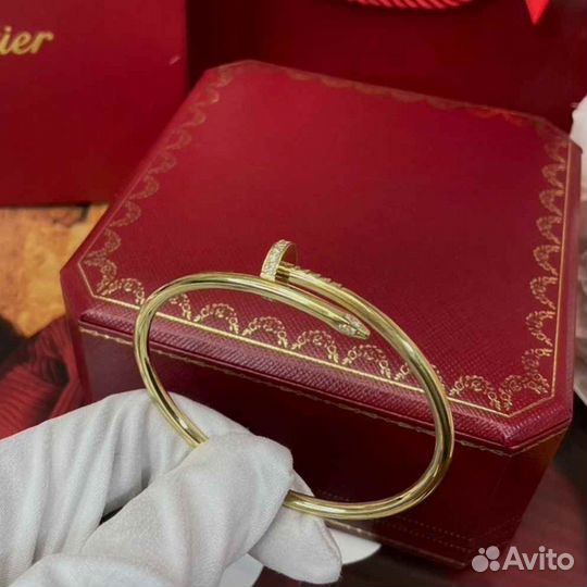 Браслет Cartier Juste Un Clou 0,18ct