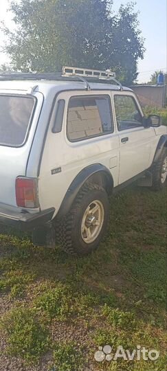 LADA 4x4 (Нива) 1.7 МТ, 2001, 130 000 км