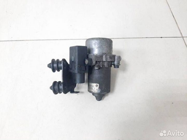 Насос вакуумный Seat Leon 1P1 2005-2013