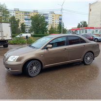 Toyota Avensis 1.8 MT, 2005, 352 000 км, с пробегом, цена 735 000 руб.