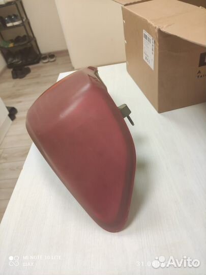 Фонарь задний левый внешний Toyota Corolla150 2008