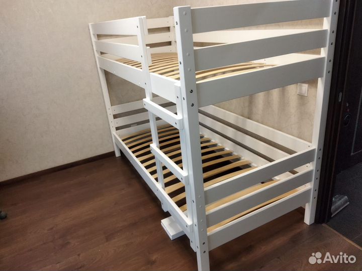 Детская Двухъярусная кровать из массива сосны