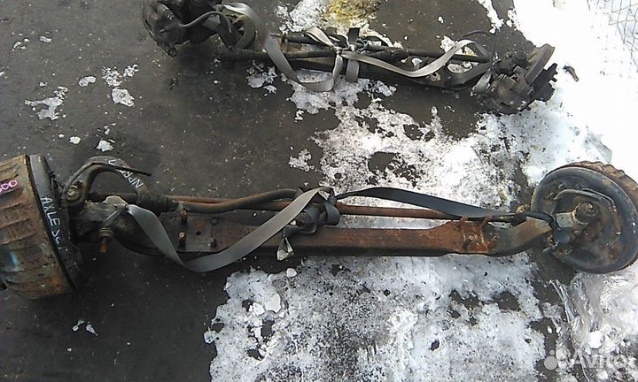 Подрамник isuzu ELF NPR59 4BD1