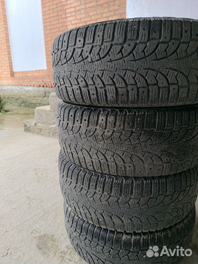 Pirelli Chrono Four Seasons 205/55 R16 31B