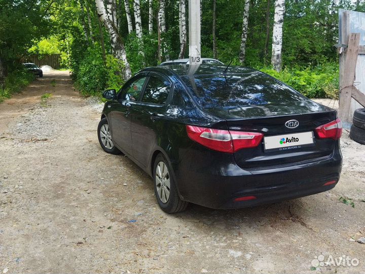 Kia Rio 1.4 AT, 2011, 295 000 км