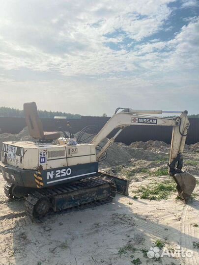 Мини-экскаватор Hanix N250, 1999
