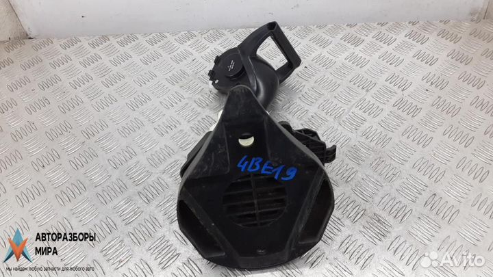 Крепление запаски Renault Modus 2 2009 7701209284