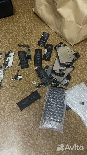 iPhone на запчасти/восстановление 17шт