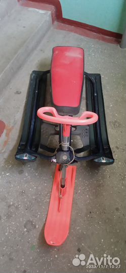 Детский снегокат бу состояние отличное