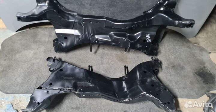 Подрамник на лансер 9