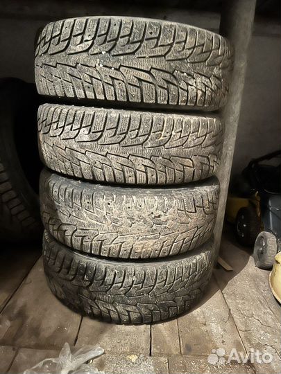 Hankook Winter I'Pike 205/65 R15