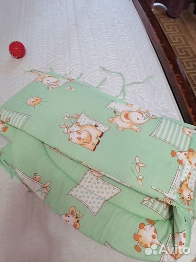 Балдохин и бортики в кроватку