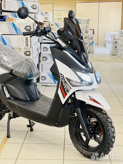 Скутер новый 180 куб.см