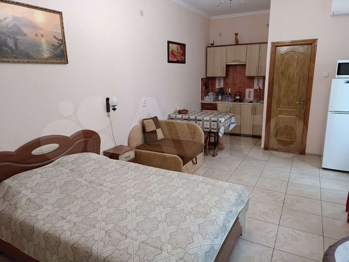 Комната 25 м² в 1-к., 1/2 эт.