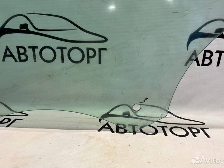 Стекло двери заднее правое Ford Mondeo 4 4