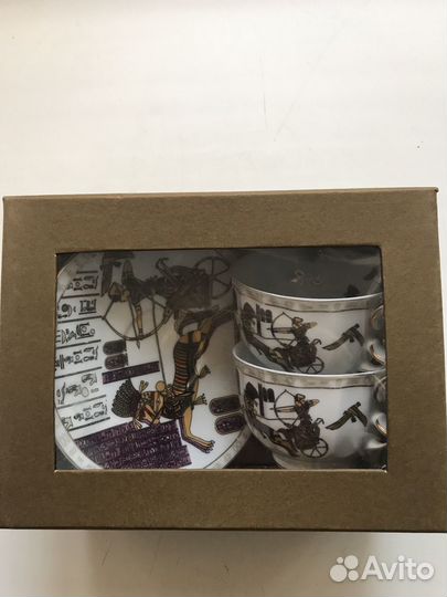 Чашки с блюдцами 2 шт,новые,в коробке,фарфор