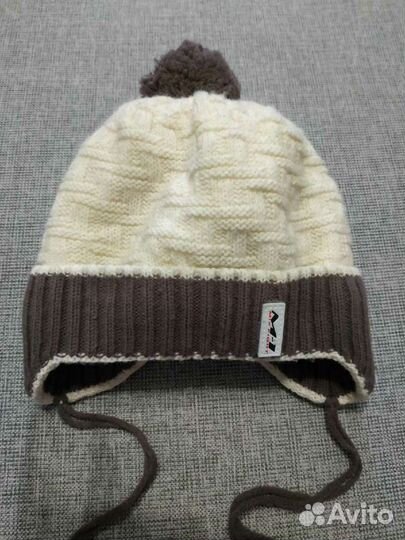 Шапка зимняя на возраст 2-3 года. Новая