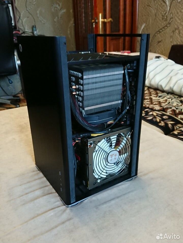 Jonsbo VR1