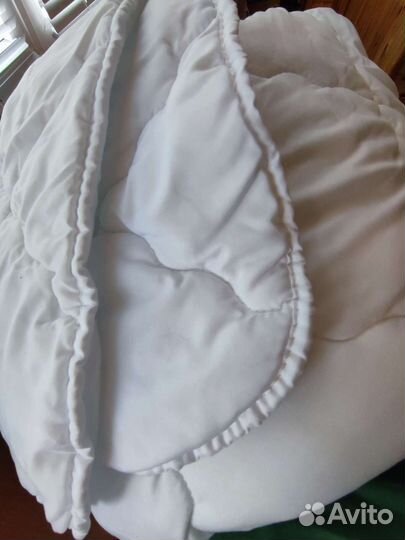 Одеяло Home Club 220x200