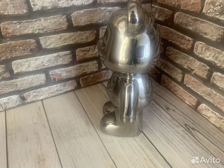 Фигурка Bearbrick копилка