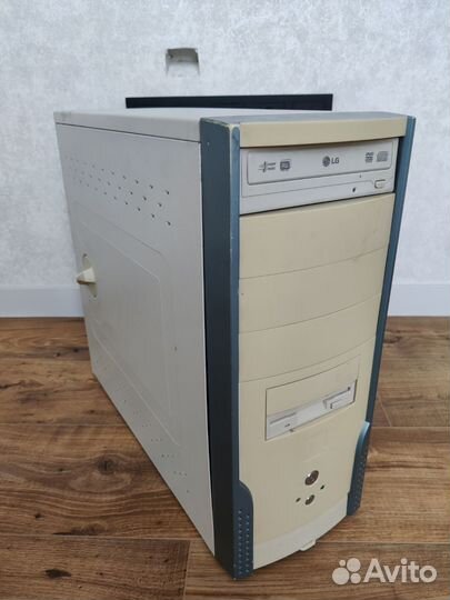 Системный блок компьютер рабочий