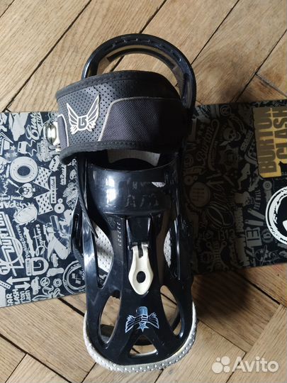 Burton сноуборд + бонусом — чехол и ботинки