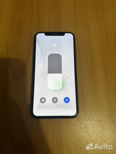 iPhone X, 64 ГБ