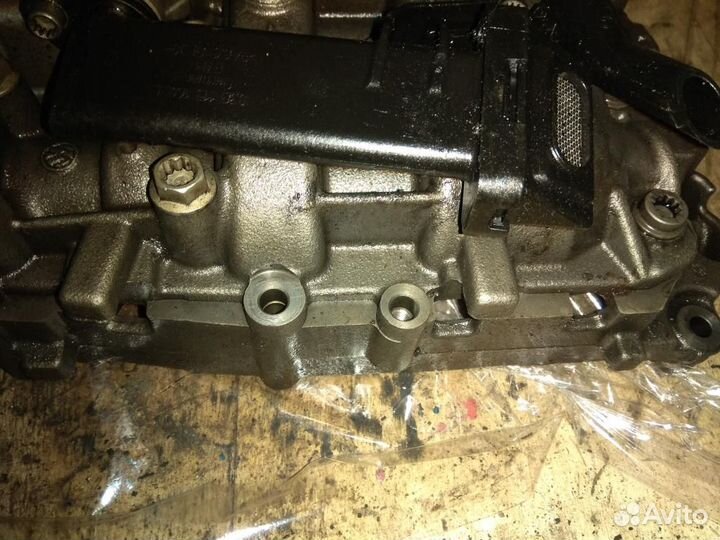 Насос масляный 03G103295AK 2.0 TDI Audi A6 2008-2