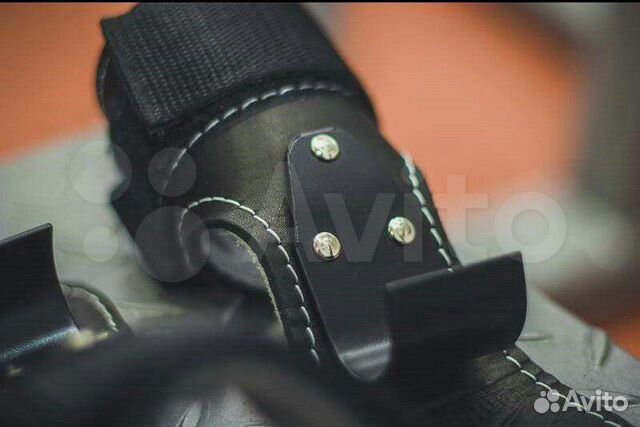 Крюки для перекладины и тяги