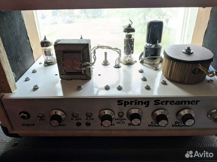 Ламповый гитарный усилитель