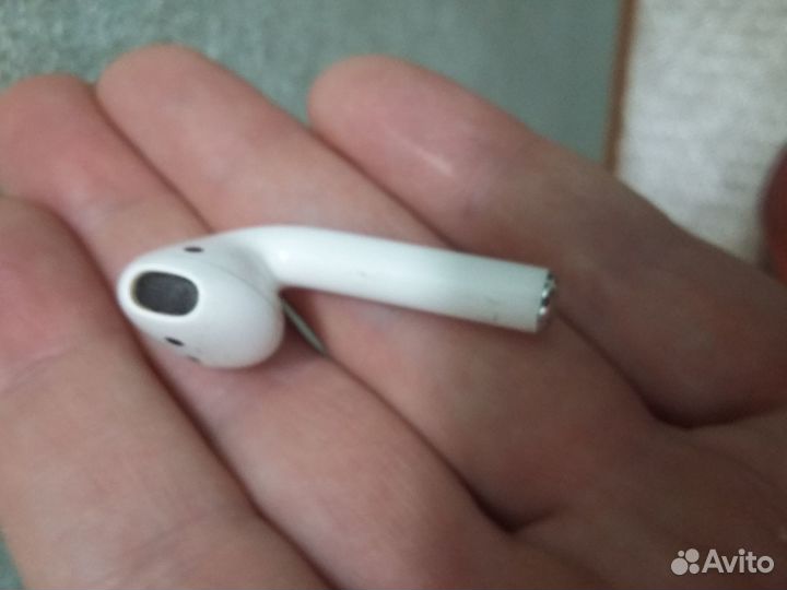 Airpods 2 с кейсом оригинал