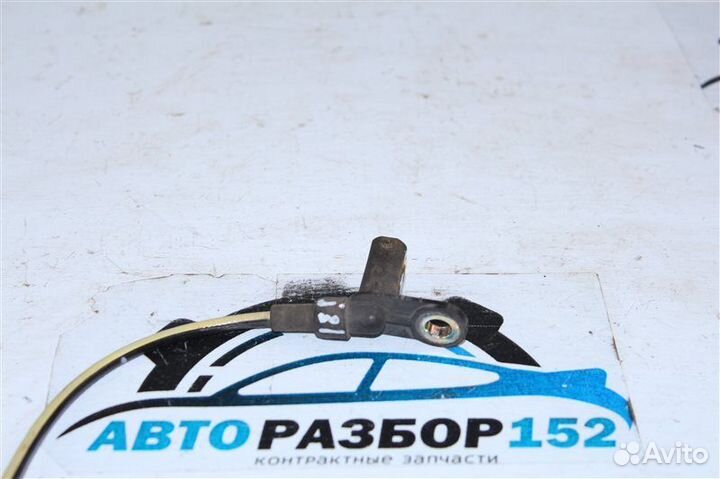 Датчик абс задний правый Nissan Teana J31 VQ23DE