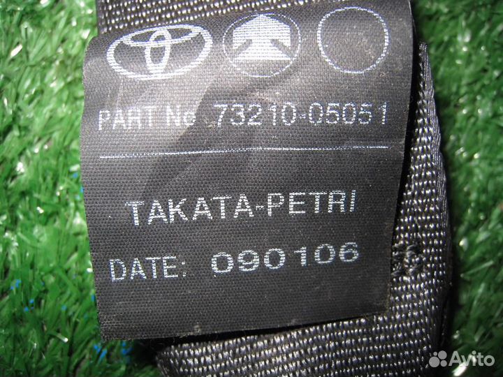 Ремень безопасности передний правый Toyota Avensi