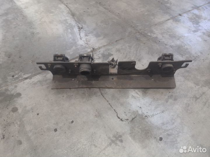 Кронштейн выводов на прицеп камаз 5490