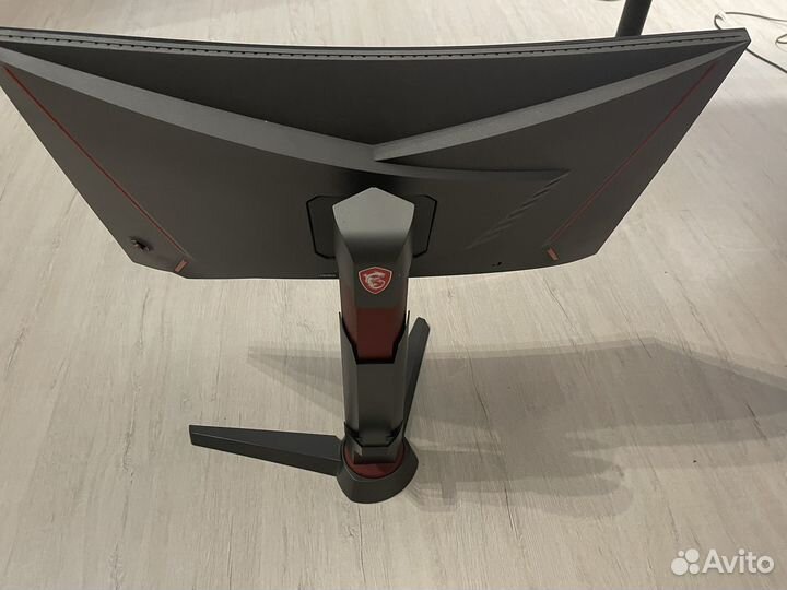 Монитор msi Optix MAG24C 144гц