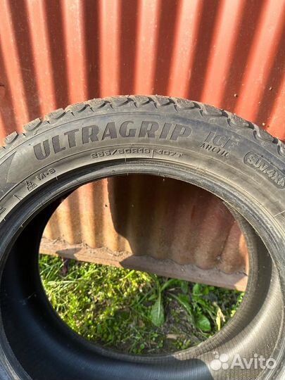 Goodyear Ultragrip Ice Arctic 255/50 R19