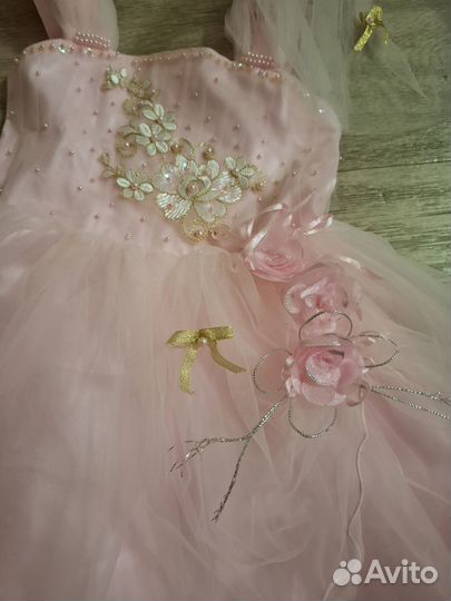 Платье праздничное для девочки 5-6 лет