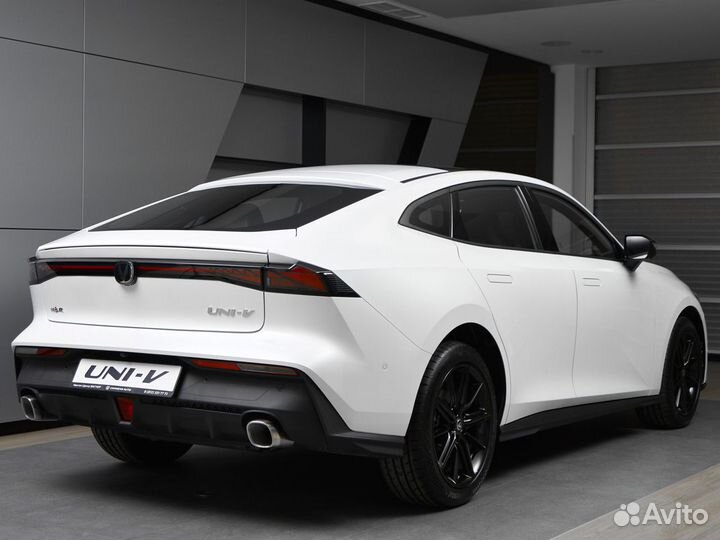 Changan UNI-V 1.5 AMT, 2024