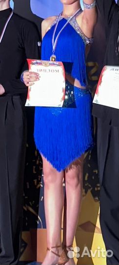 Платье для бальных танцев