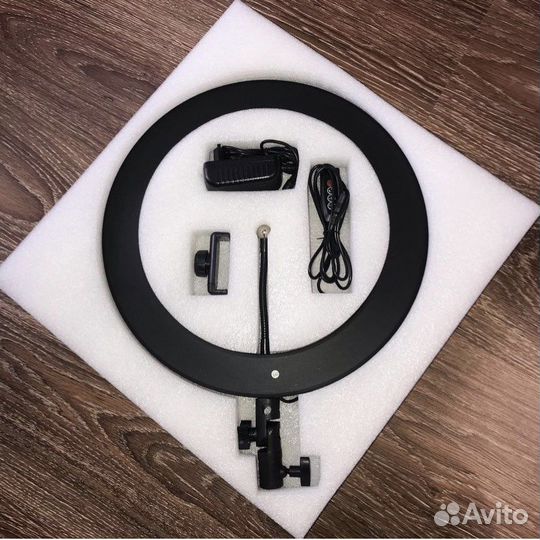 Кольцевая лампа 36 см