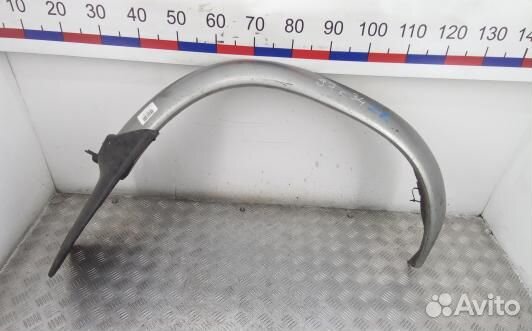 Молдинг крыла заднего правого nissan navara D22 (9