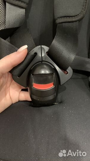 Автомобильное кресло