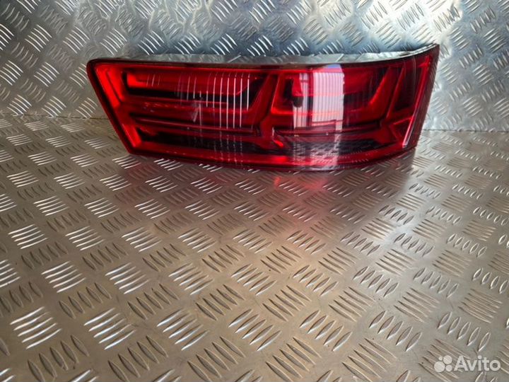 Фонарь задний правый Audi Q7 4M cvmd 2016